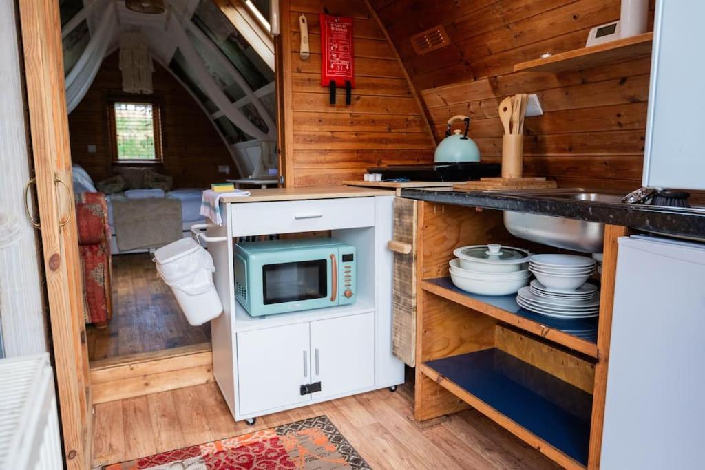 Robin Nest - Cosy Shepherd'S Hut Hideaway Callington Exterior foto